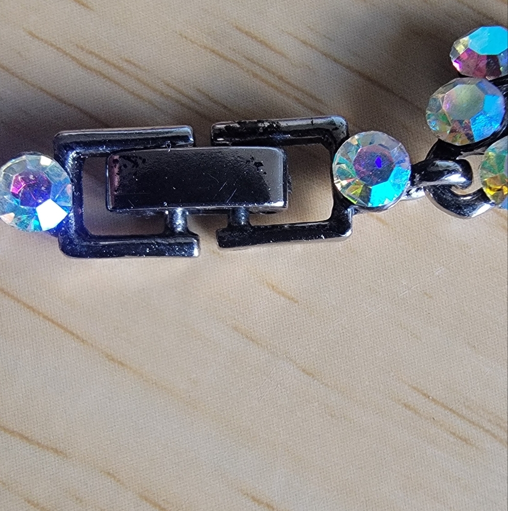 Vintage Elegant Floral Statement Crystal Necklace - Picture 4 of 7